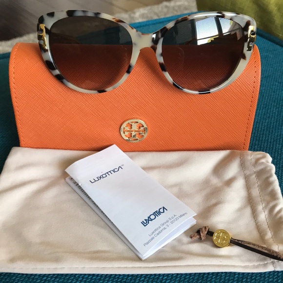 tory burch sunglasses uv protection